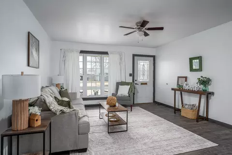 Living - 444 6th St E, Milan, IL 61264 photo 1 of 1