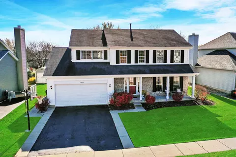 1653 Brighton Dr, Mundelein, IL 60060