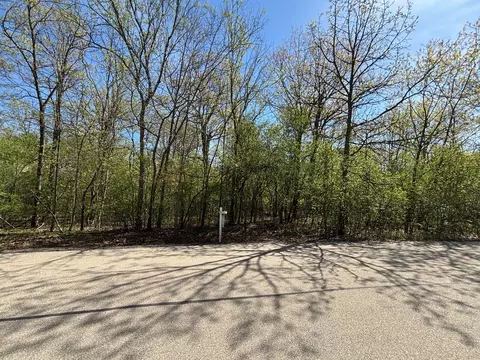 5 Dunsinane Ln, Bannockburn, IL 60015