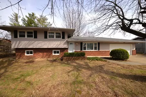 412 N 42nd St, Mount Vernon, IL 62864