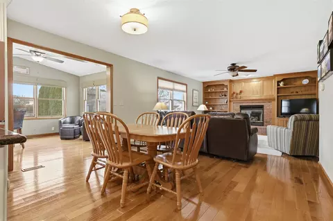Dining - 2 Knottingham Ct, Bloomington, IL 61704 photo 2 of 2