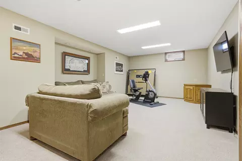 Other - 2 Knottingham Ct, Bloomington, IL 61704 photo 4 of 9