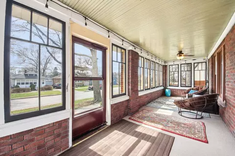 316 E 13th St, Lockport, IL 60441 photo 3