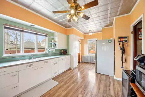 316 E 13th St, Lockport, IL 60441 photo 8
