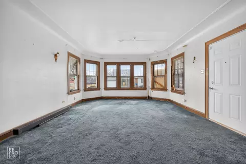 Living - Undisclosed, Chicago, IL 60628 photo 1 of 2