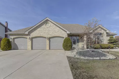8502 Meadows Edge Trl, Tinley Park, IL 60487