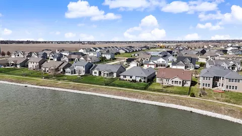 View/Area - 1117 Declaration Dr, Savoy, IL 61874 photo 11 of 13