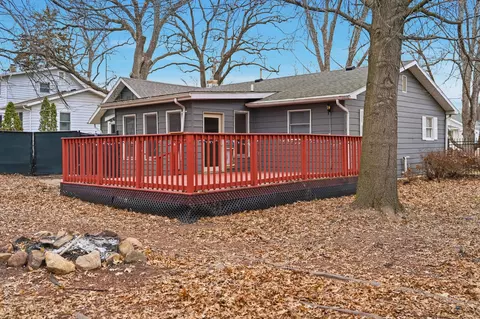 Exterior - 513 1st Ave, Dixon, IL 61021 photo 12 of 12