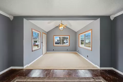 Living - 513 1st Ave, Dixon, IL 61021 photo 3 of 4