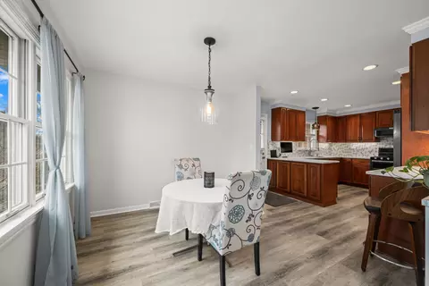 430 Harlem Ave, Glenview, IL 60025 photo 5