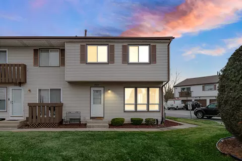 20162 S Fairwood Ct, Frankfort, IL 60423