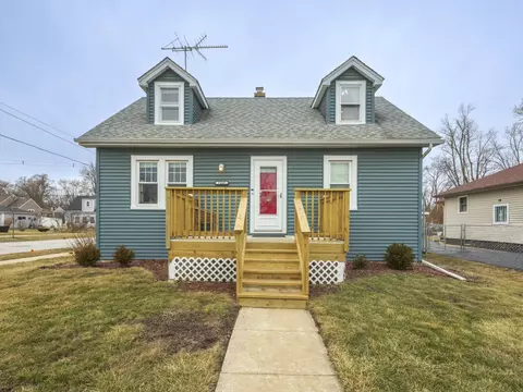 1448 Park St, Crete, IL 60417