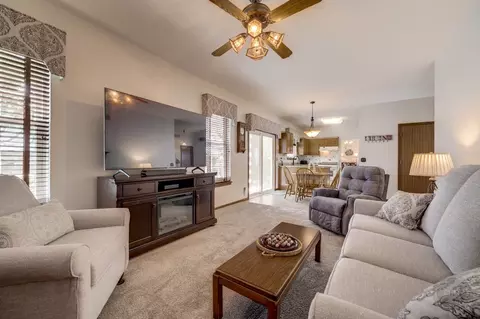 Living - 4606 Carrier Cir, Plainfield, IL 60586 photo 5 of 5