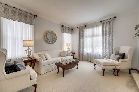 Living - 4606 Carrier Cir, Plainfield, IL 60586 photo 1 of 5