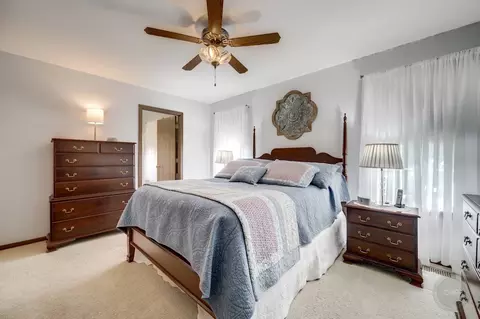 Bedroom - 4606 Carrier Cir, Plainfield, IL 60586 photo 2 of 4