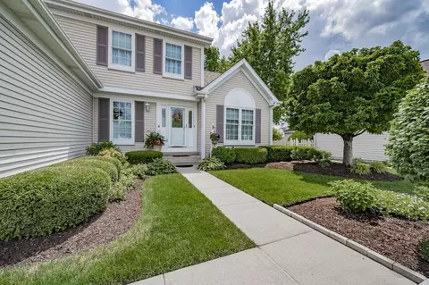 Exterior - 4606 Carrier Cir, Plainfield, IL 60586 photo 2 of 10
