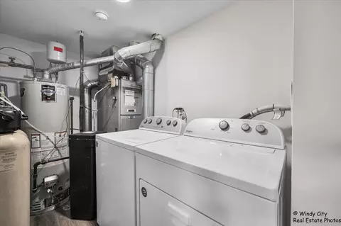 Other - 2054 Peach Tree Ln, Algonquin, IL 60102 photo 3 of 5