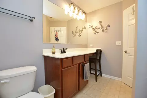 Bath - 2106 Concord Dr, Mchenry, IL 60050 photo 1 of 5