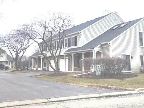 406 College Xing, Rolling Meadows, IL 60008