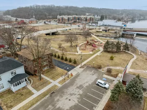 View/Area - 108 La Fox Dr, Algonquin, IL 60102 photo 3 of 4