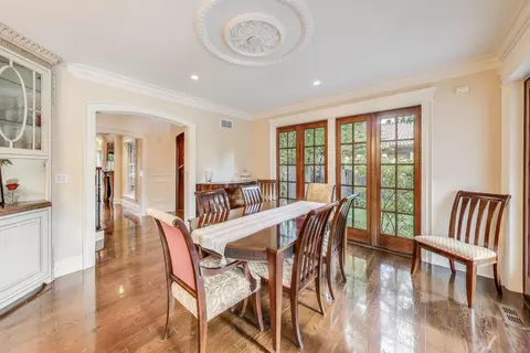 Dining - Undisclosed, River Forest, IL 60305 photo 1 of 1