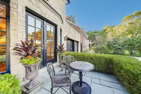 Exterior - Undisclosed, River Forest, IL 60305 photo 4 of 10