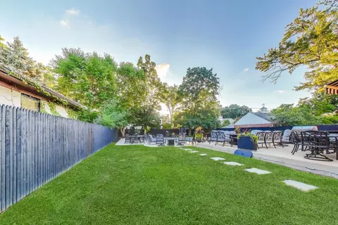Exterior - Undisclosed, River Forest, IL 60305 photo 10 of 10