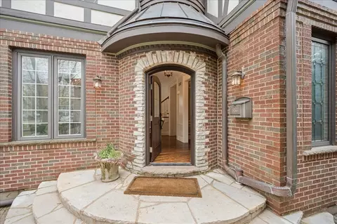 Other - 556 Willow Rd, Winnetka, IL 60093 photo 1 of 10