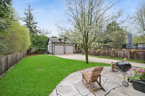 Exterior - 556 Willow Rd, Winnetka, IL 60093 photo 4 of 4