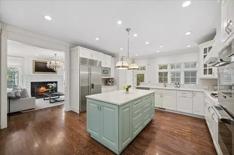 Kitchen - 556 Willow Rd, Winnetka, IL 60093 photo 3 of 6