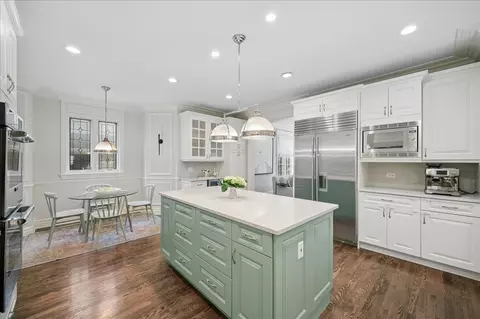 Kitchen - 556 Willow Rd, Winnetka, IL 60093 photo 6 of 6