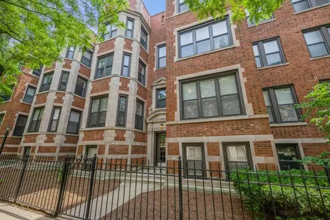 945 W Gordon Ter #GW, Chicago, IL 60613