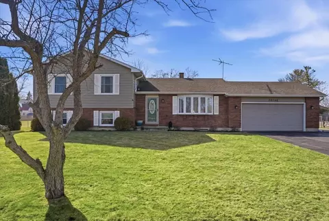 38546 N Pine Ave, Beach Park, IL 60099