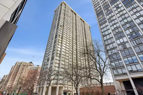 5455 N Sheridan Rd #808, Chicago, IL 60640