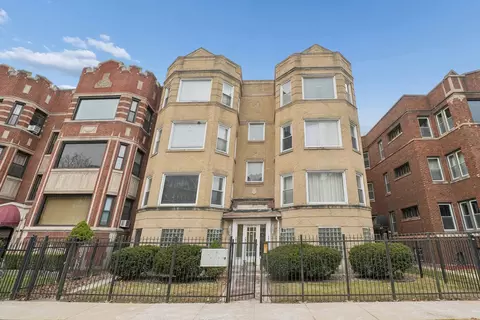 6926 S Paxton Ave #1N, Chicago, IL 60649