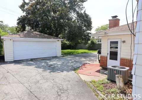Exterior - 17405 Longfellow Ave, Hazel Crest, IL 60429 photo 2 of 3