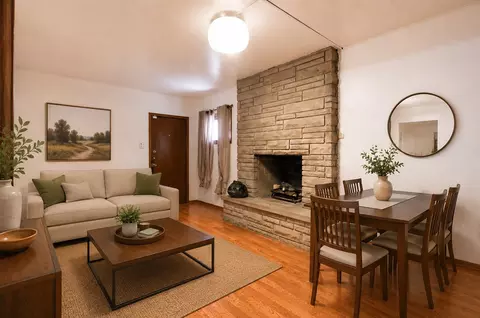 Living - 17405 Longfellow Ave, Hazel Crest, IL 60429 photo 4 of 5