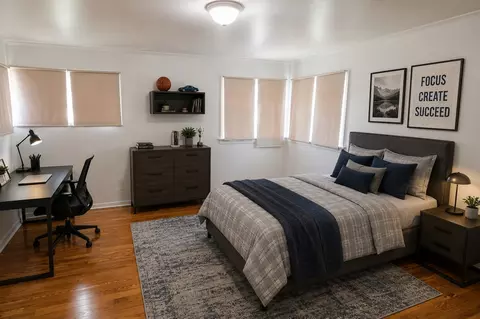 Bedroom - 17405 Longfellow Ave, Hazel Crest, IL 60429 photo 3 of 5