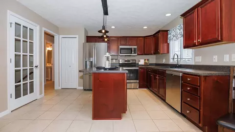 Kitchen - 1170 Lynx Ln, Normal, IL 61761 photo 5 of 5