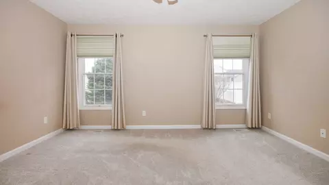 Bedroom - 1170 Lynx Ln, Normal, IL 61761 photo 2 of 9
