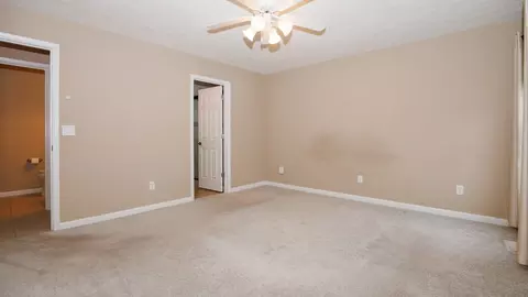 Bedroom - 1170 Lynx Ln, Normal, IL 61761 photo 3 of 9