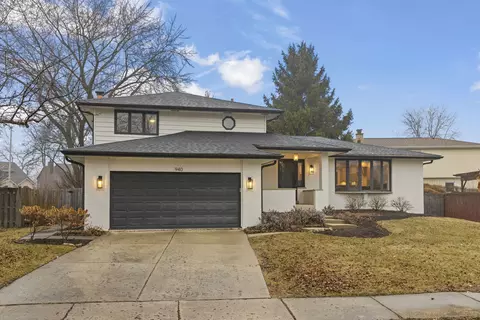 940 Weatherbee Pl, Downers Grove, IL 60516