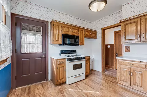 Kitchen - 24029 W Ottawa St, Plainfield, IL 60544 photo 1 of 2