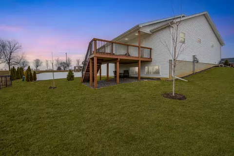 Exterior - 3 Fedor Cir, Bloomington, IL 61705 photo 2 of 4