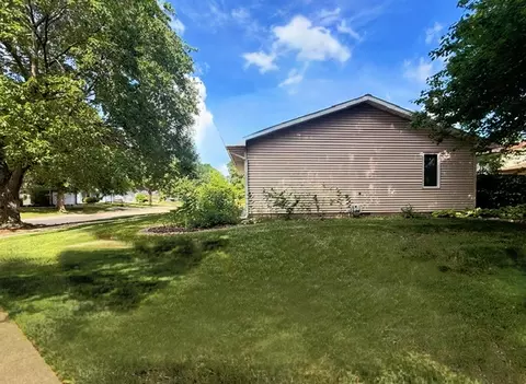 2707 Worcester Dr, Champaign, IL 61821 photo 10