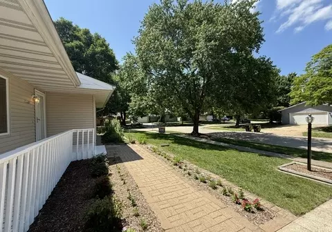 2707 Worcester Dr, Champaign, IL 61821 photo 25