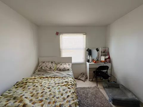 Bedroom - 2830 Northampton Dr #A1, Rolling Meadows, IL 60008 photo 4 of 4