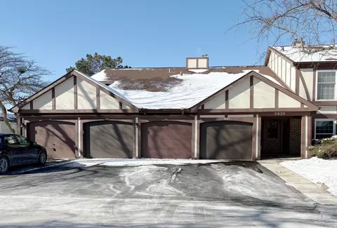2830 Northampton Dr #A1, Rolling Meadows, IL 60008
