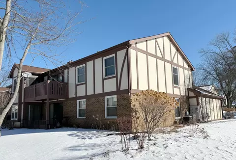 Exterior - 2830 Northampton Dr #A1, Rolling Meadows, IL 60008 photo 2 of 2