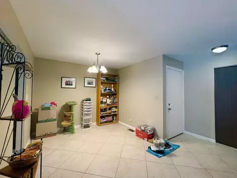 Living - 2830 Northampton Dr #A1, Rolling Meadows, IL 60008 photo 1 of 2